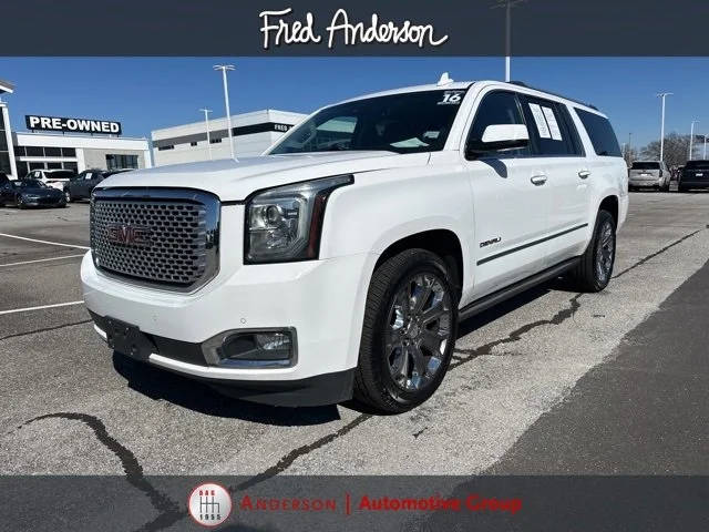 2016 GMC Yukon XL Denali 4WD photo