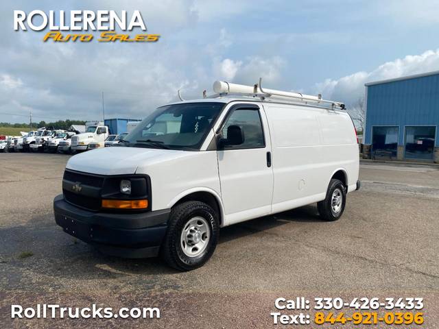 2017 Chevrolet Express Cargo  RWD photo