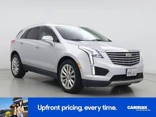 2017 Cadillac XT5 Platinum AWD AWD photo