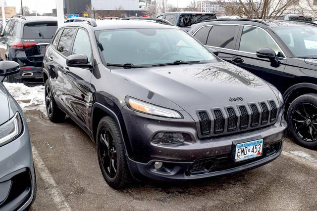 2017 Jeep Cherokee Limited 4WD photo