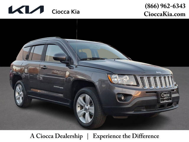 2017 Jeep Compass Latitude FWD photo