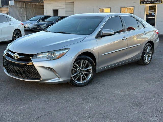 2017 Toyota Camry SE FWD photo