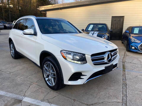 2017 Mercedes-Benz GLC-Class GLC 300 RWD photo