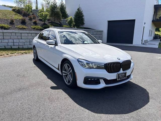 2017 BMW 7 Series 740i xDrive AWD photo