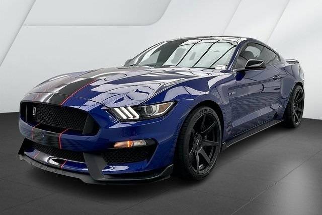 2016 Ford Mustang Shelby GT350 RWD photo