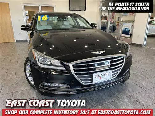 2016 Hyundai Genesis 3.8L AWD photo