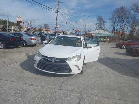 2016 Toyota Camry XLE FWD photo