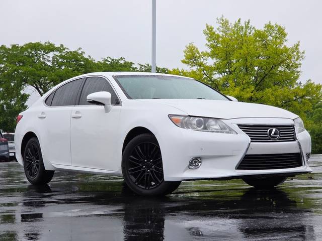 2015 Lexus ES  FWD photo
