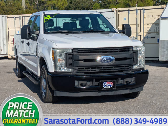 2017 Ford F-250 Super Duty XL RWD photo