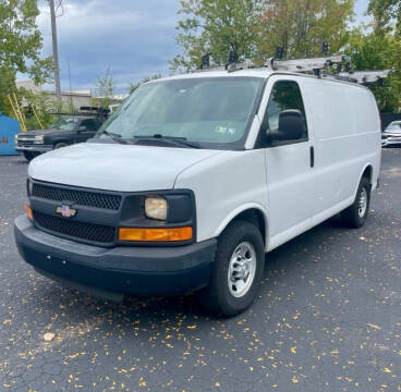 2016 Chevrolet Express Cargo  RWD photo