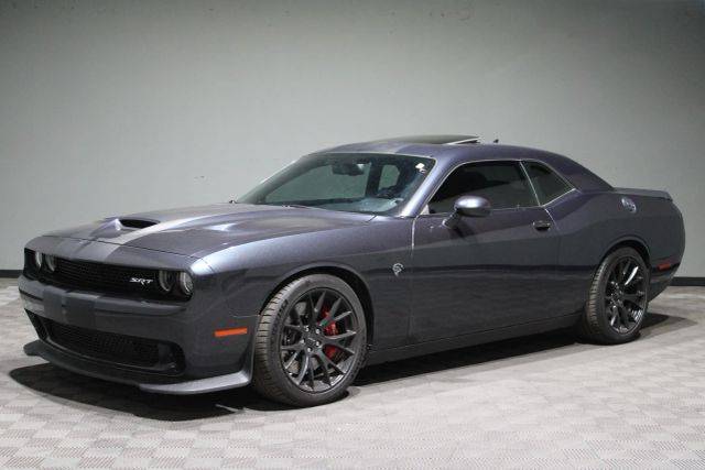 2016 Dodge Challenger SRT Hellcat RWD photo