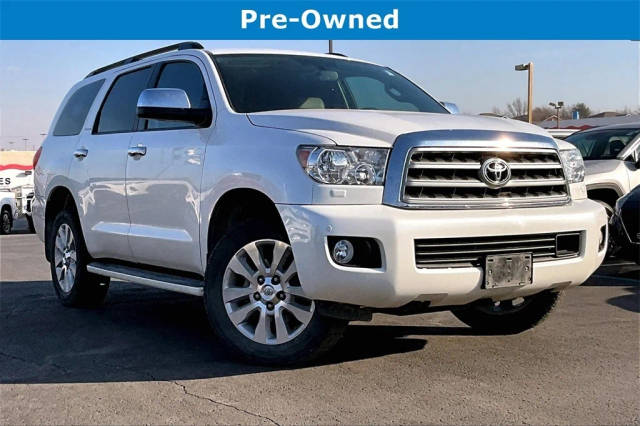 2016 Toyota Sequoia Platinum 4WD photo