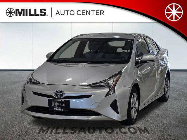 2016 Toyota Prius Three FWD photo