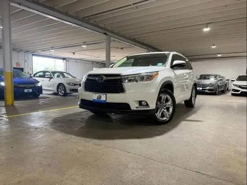 2016 Toyota Highlander Limited Platinum AWD photo