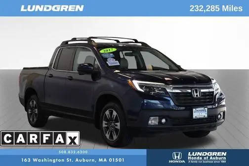 2017 Honda Ridgeline RTL-T AWD photo