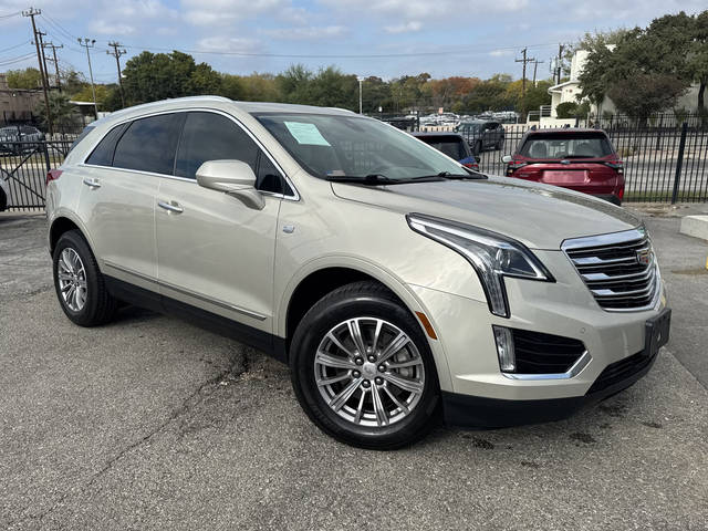 2017 Cadillac XT5 Luxury FWD FWD photo