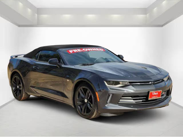 2017 Chevrolet Camaro 2LT RWD photo