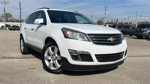 2017 Chevrolet Traverse LT FWD photo