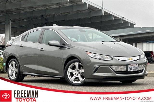 2017 Chevrolet Volt LT FWD photo