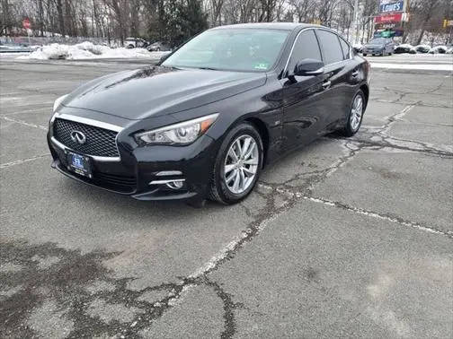 2016 Infiniti Q50 3.0t Premium AWD photo