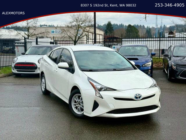 2016 Toyota Prius Two FWD photo