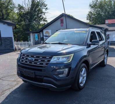 2017 Ford Explorer XLT 4WD photo