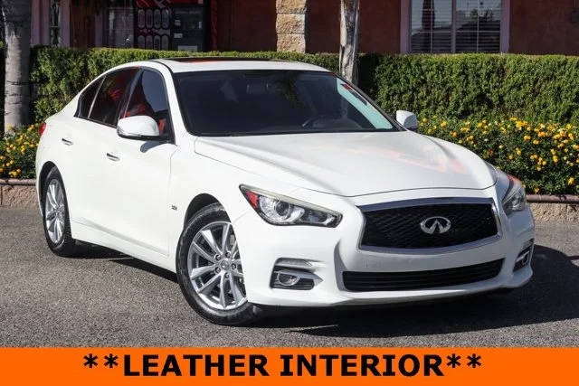 2016 Infiniti Q50 3.0t Premium RWD photo