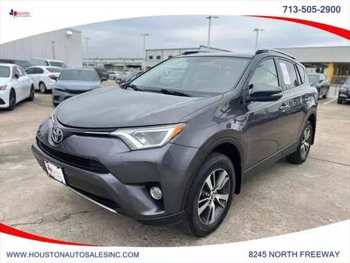 2016 Toyota RAV4 XLE FWD photo