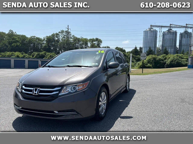 2016 Honda Odyssey SE FWD photo