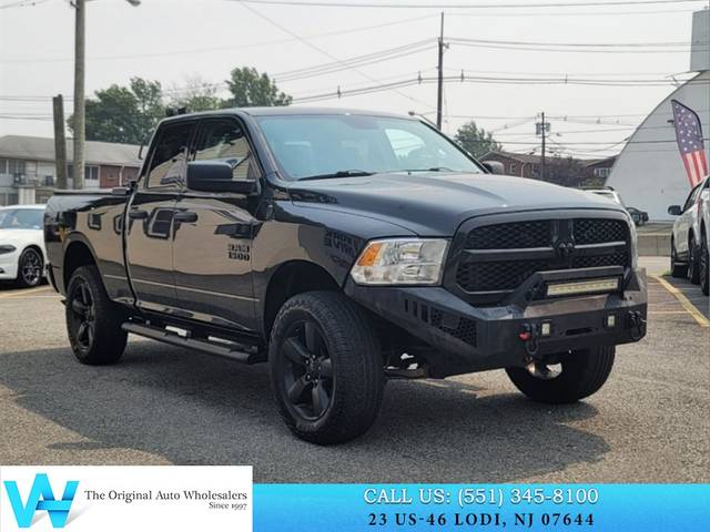 2016 Ram 1500 Express 4WD photo