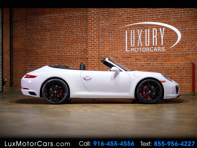 2017 Porsche 911 Carrera S RWD photo