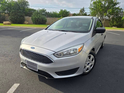 2016 Ford Focus S FWD photo