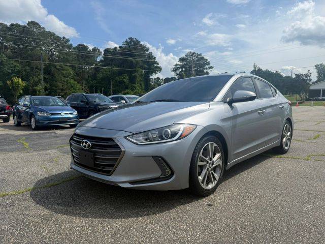 2017 Hyundai Elantra FWD photo