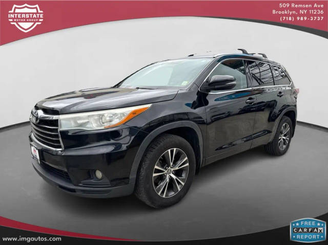 2016 Toyota Highlander XLE AWD photo