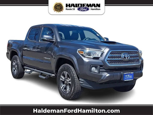 2016 Toyota Tacoma TRD Sport 4WD photo