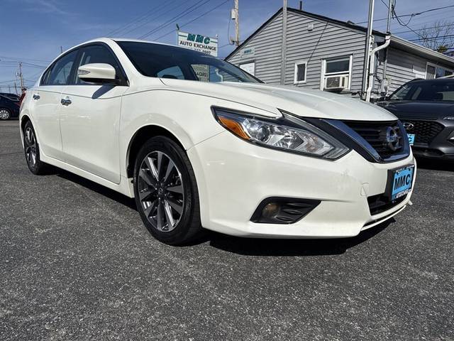 2016 Nissan Altima 2.5 SV FWD photo