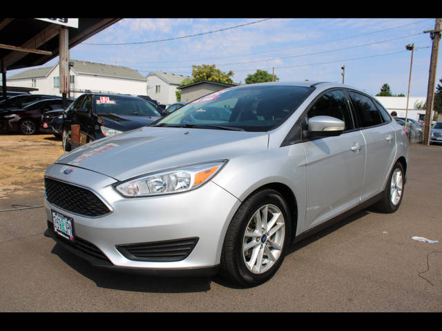 2015 Ford Focus SE FWD photo