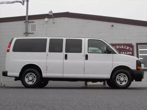 2016 Chevrolet Express LS RWD photo