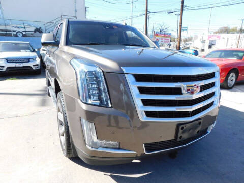 2016 Cadillac Escalade Luxury Collection RWD photo