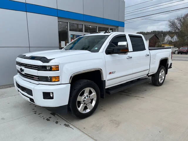 2016 Chevrolet Silverado 2500HD LT 4WD photo
