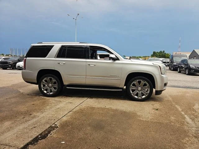 2016 GMC Yukon Denali 4WD photo