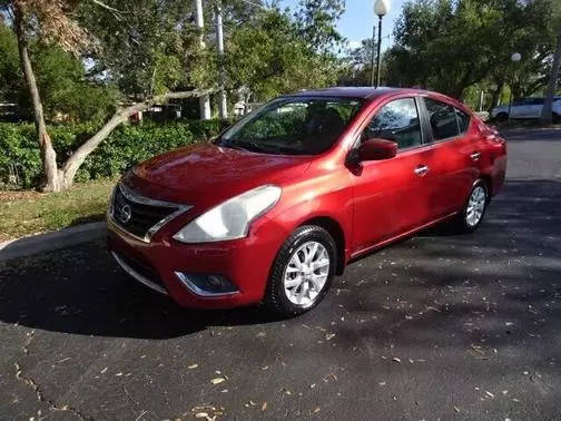 2016 Nissan Versa SV FWD photo