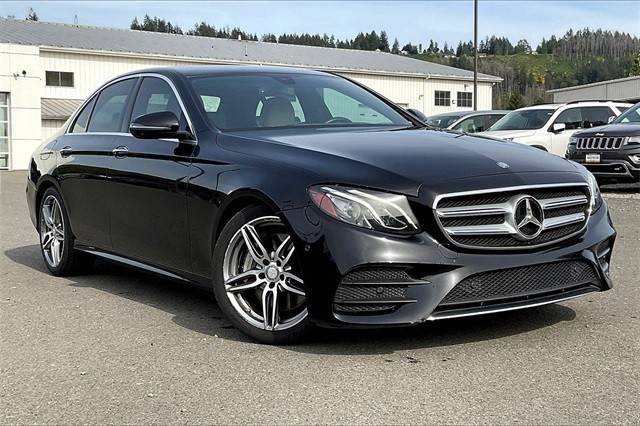 2017 Mercedes-Benz E-Class E 300 Sport RWD photo