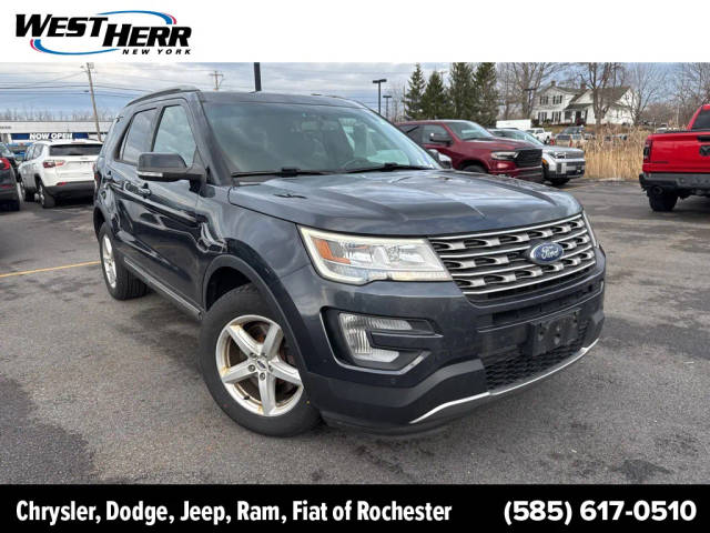 2017 Ford Explorer XLT 4WD photo