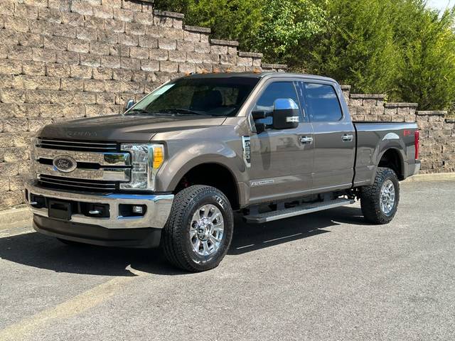 2017 Ford F-250 Super Duty Lariat 4WD photo