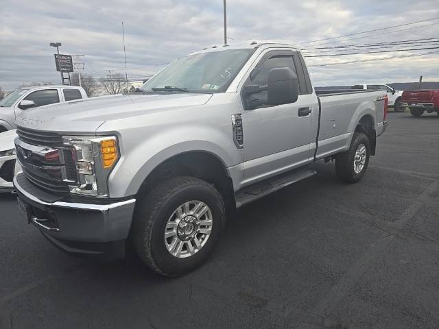 2017 Ford F-250 Super Duty XL 4WD photo