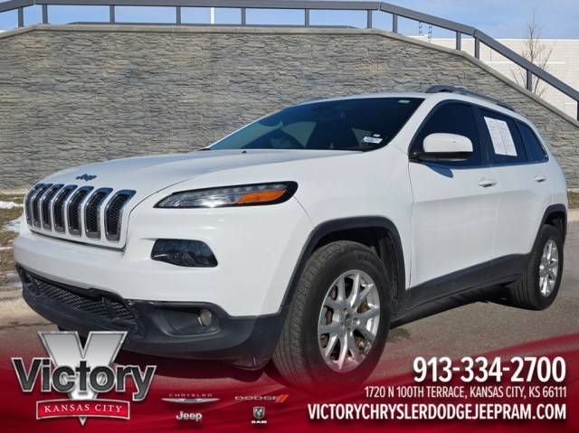 2017 Jeep Cherokee Latitude 4WD photo