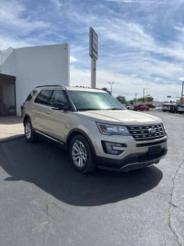 2017 Ford Explorer XLT FWD photo
