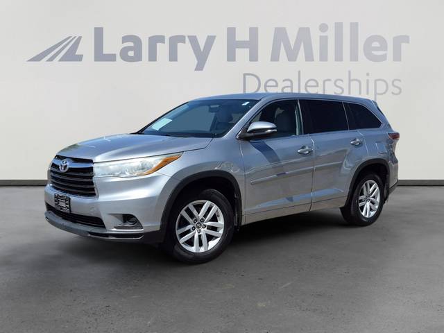 2016 Toyota Highlander LE AWD photo