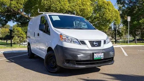 2016 Nissan NV200 S FWD photo